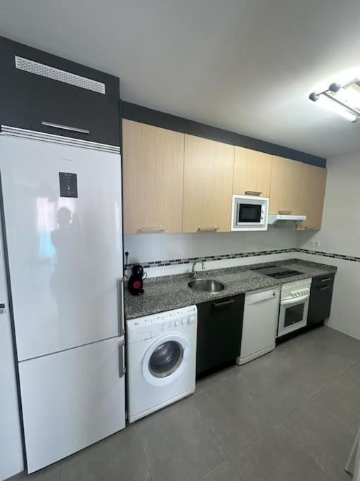 Апартаменты Piso Gijon Con Plaza De Garaje Vut4589As Экстерьер фото